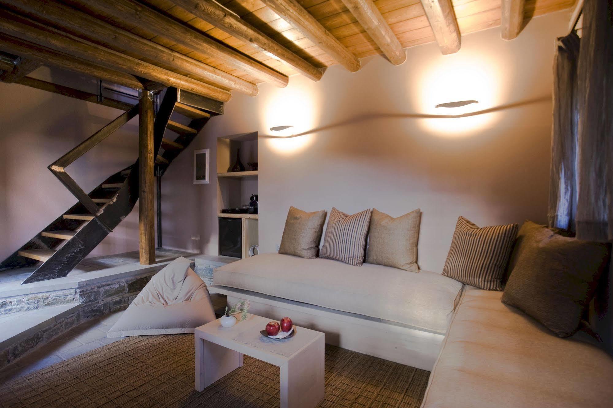 Kipi Suites Экстерьер фото