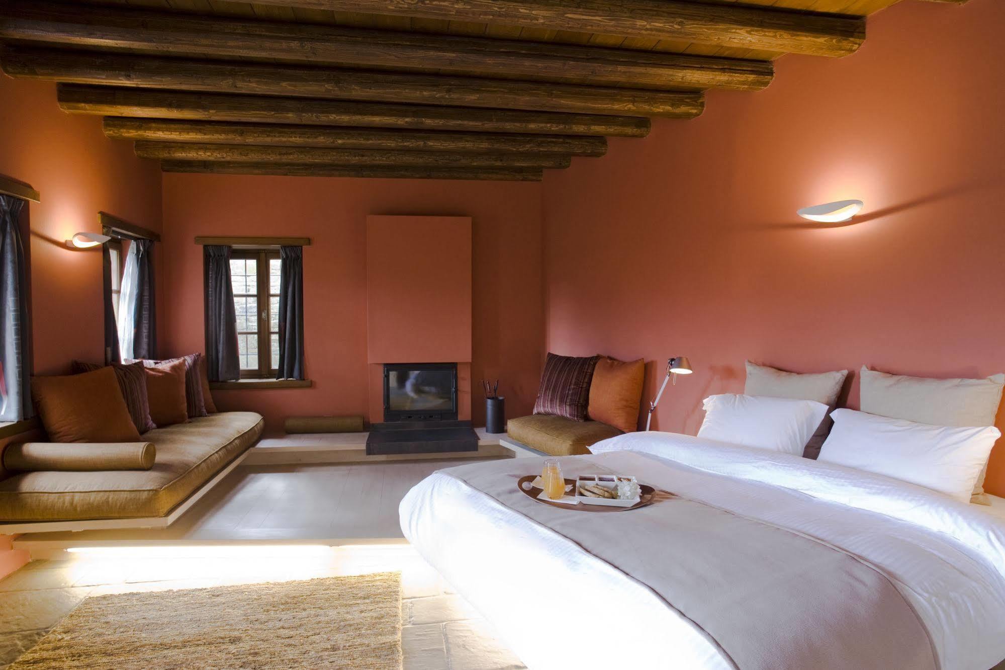 Kipi Suites Экстерьер фото